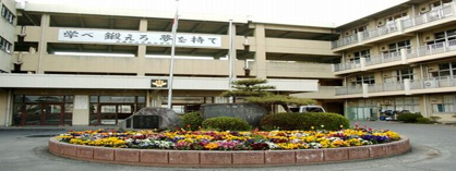 芳賀中学校の画像1