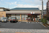 セブンイレブン駒留通り店