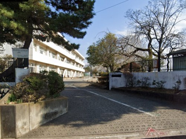 本庄西小学校の画像1