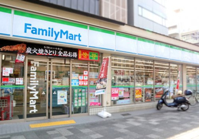 ファミリーマート 御池西洞院店の画像1