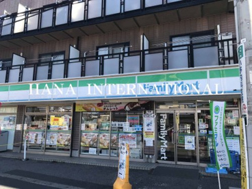ファミリーマート東海神駅前店の画像1