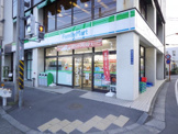 ファミリーマート　鵠沼石上店