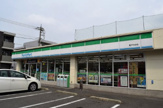 ファミリーマート 登戸中央店 