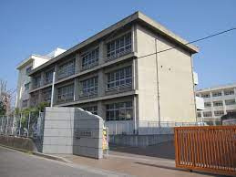 明石市立衣川中学校の画像1