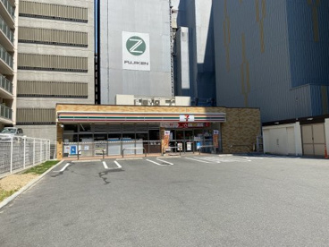 セブンイレブン 吹田江坂町1丁目店の画像1