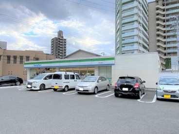 ファミリーマート 堺津久野町店の画像1
