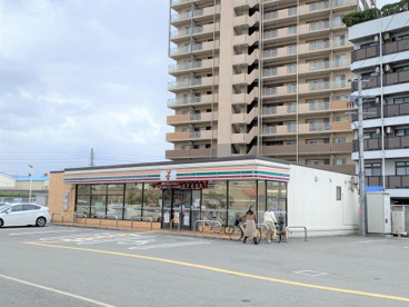 セブンイレブン 堺下田町店の画像1