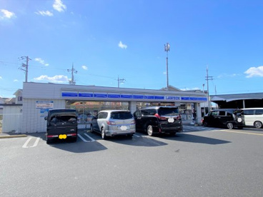 ローソン 菱木三丁店の画像1