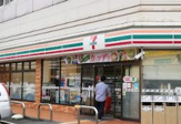 セブンイレブン 大阪十三本町3丁目店