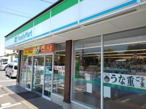 ファミリーマート 岩槻本宿店の画像
