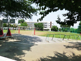 府中市立南白糸台小学校