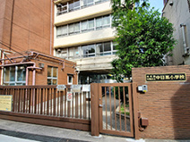 中目黒小学校