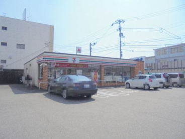 セブンイレブン 高知一宮南町店の画像1