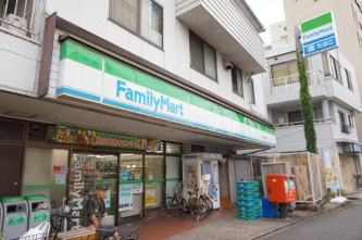 ファミリーマート 岡田屋元住吉店 の画像