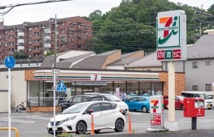 セブンイレブン 多摩貝取大通り店の画像1