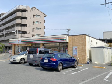 セブンイレブン 堺出雲大社前店の画像1