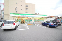ファミリーマート 堺緑町店