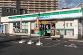 ファミリーマート 秀栄町田小川店