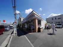 ７－１１　弥勒寺店