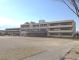 新宿小学校