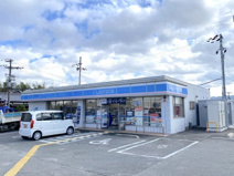 ローソン 和泉納花町店
