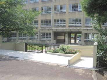 堺市立三原台中学校の画像1