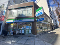 コンビニエンスストア ファミリーマート 西天満六丁目店