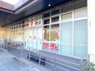 セブンイレブン KOYO大阪母子医療センター店の画像1