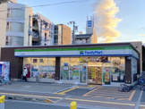 ファミリーマート 高石駅前店