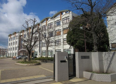 大阪市立生野中学校の画像1