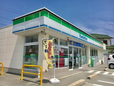 ファミリーマート たつの富永店の画像1