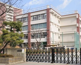 江東区立東雲小学校の画像1