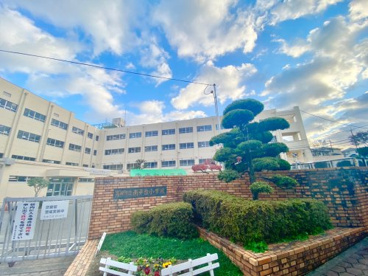 高槻市立南平台小学校の画像1