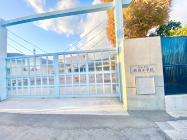 高槻市立桃園小学校の画像1