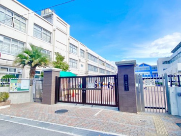 高槻市立高槻小学校の画像1