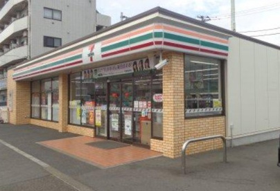 セブンイレブン 大和下鶴間東店の画像1