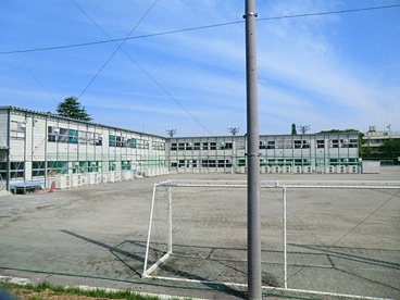 赤塚第二中学校の画像1
