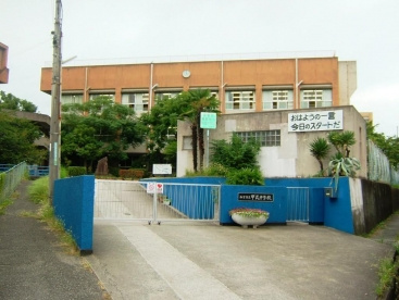 西宮市立甲武中学校の画像1