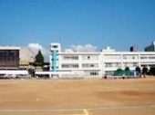 伊丹市立東中学校の画像1