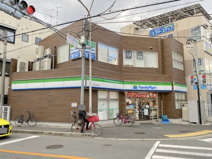 ファミリーマート 堺初芝駅前店