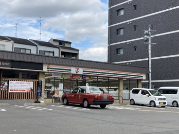 セブンイレブン 京都西七条店の画像1