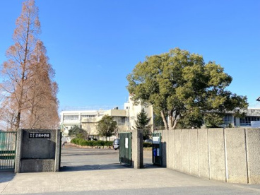 和泉市立富秋中学校の画像1