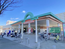 デイリーカナート鶴山台店