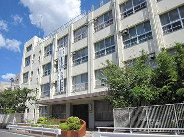 大正東中学校の画像1