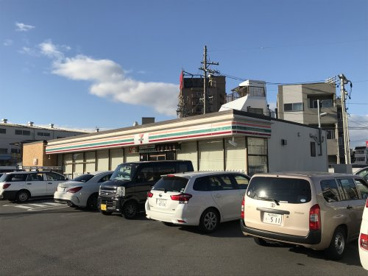 セブンイレブン名古屋西日置2丁目店の画像1