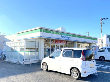 ファミリーマート 和泉室堂町店の画像1