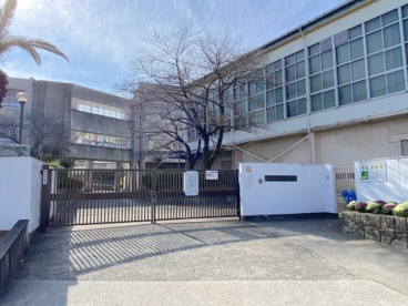 堺市立原山台中学校の画像1