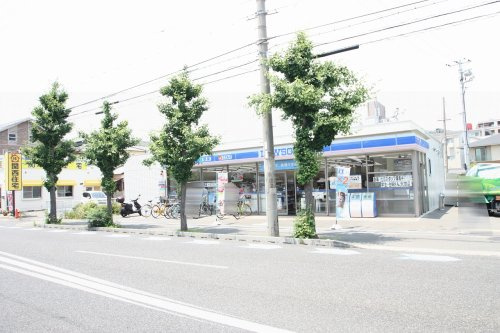 ローソン 尼崎武庫之荘本町三丁目店の画像