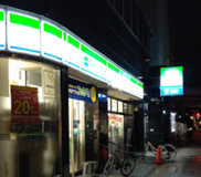 コンビニエンスストア ファミリーマート 南久宝寺町四丁目店