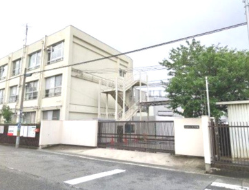 大阪市立淀中学校の画像1